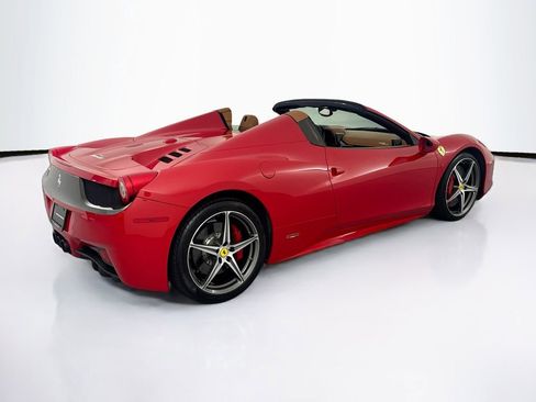 Used 2014 Ferrari 458 Spider image 5
