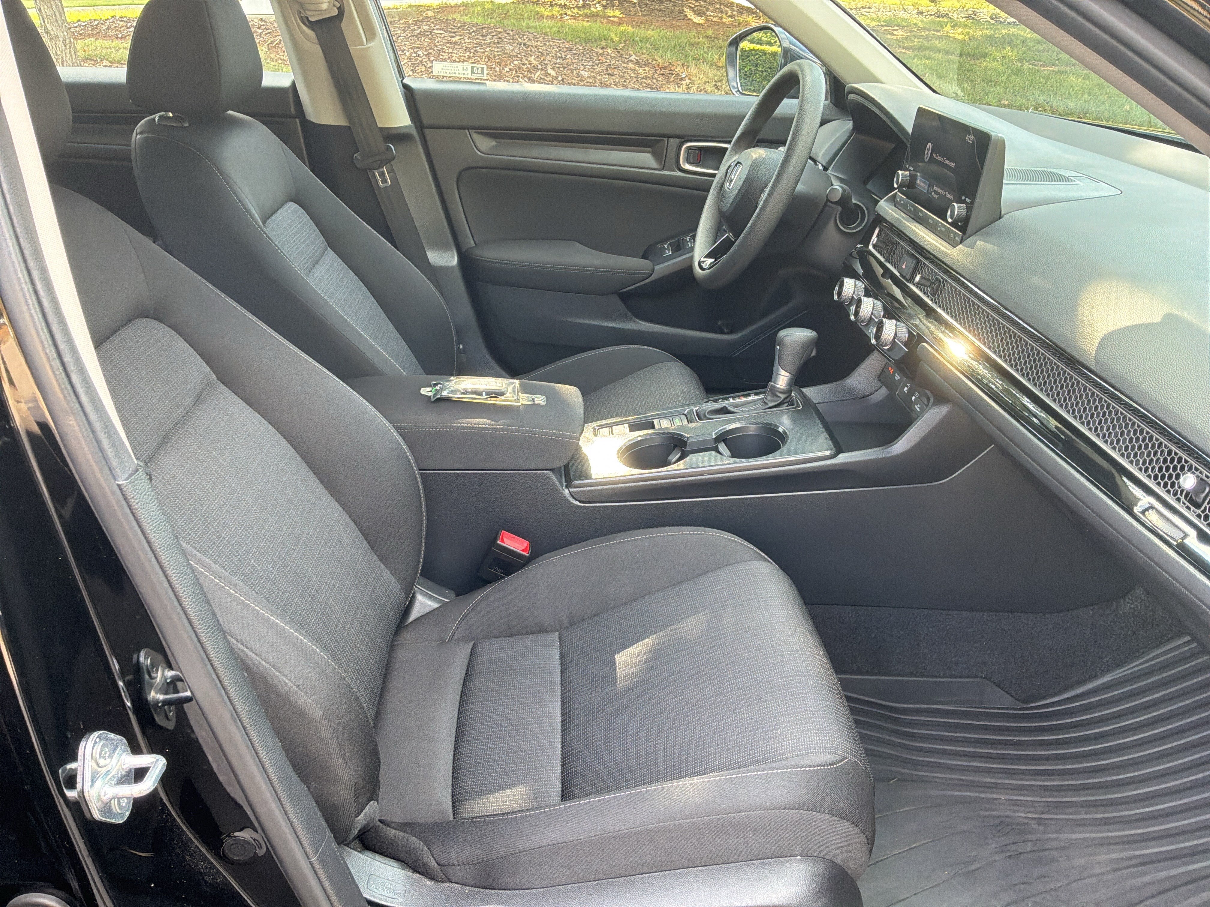 Used 2026 Honda Civic LX image 32