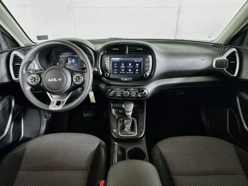 Used 2022 Kia Soul LX FWD image 26