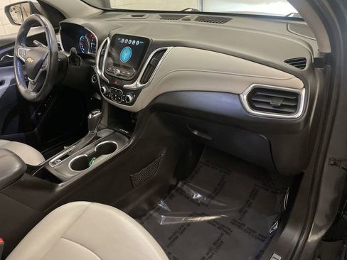 Used 2018 Chevrolet Equinox Premier FWD image 20