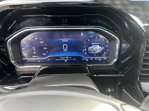 Certified 2024 Chevrolet Silverado 1500 High Country w/ Midnight Edition image 16