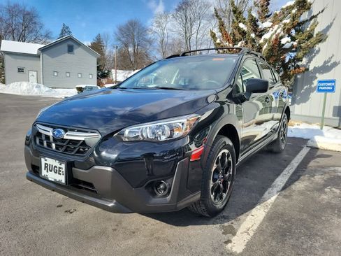 Used 2021 Subaru Crosstrek 2.0i image 8