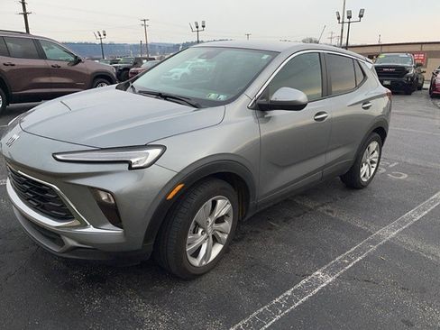 Certified 2024 Buick Encore GX Preferred image 3