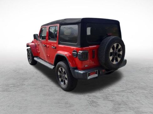 Used 2018 Jeep Wrangler Unlimited Sahara image 6
