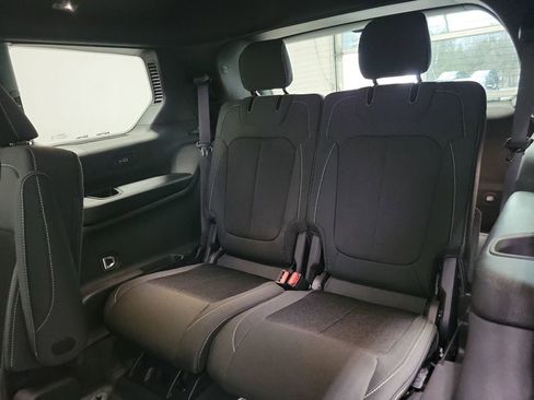 New 2025 Jeep Grand Cherokee L Laredo w/ Luxury Tech Group I image 8