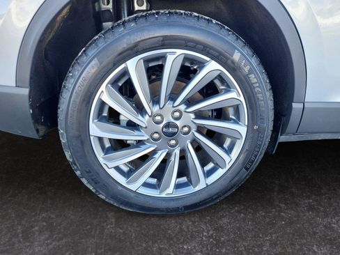 Used 2024 Lincoln Corsair Reserve w/ Towing Package image 27