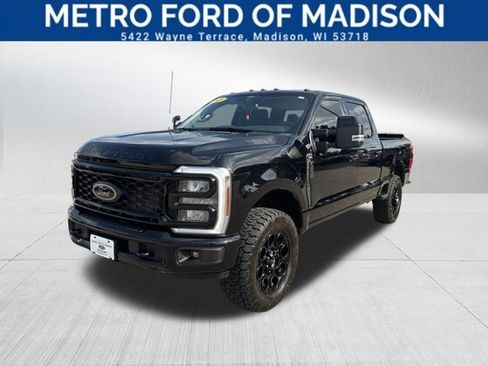 Certified 2025 Ford F250 Lariat w/ Black Appearance Package AWD/4WD image 1