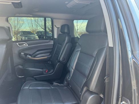 Used 2020 GMC Yukon XL Denali w/ Denali Ultimate Package image 33