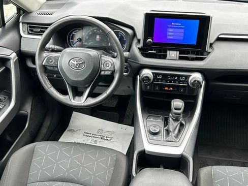 Used 2025 Toyota RAV4 Woodland Edition w/ Weather Package AWD/4WD image 60