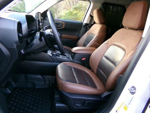 Used 2024 Ford Bronco Sport Badlands w/ Premium Package image 16