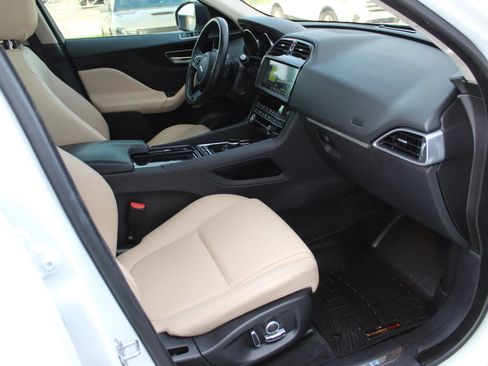 Used 2020 Jaguar F-PACE Premium AWD/4WD image 28