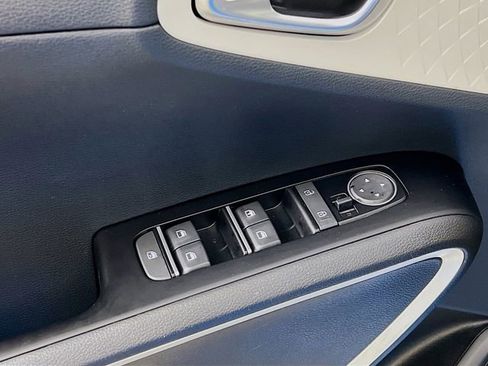 Used 2024 Kia Soul GT-Line image 6