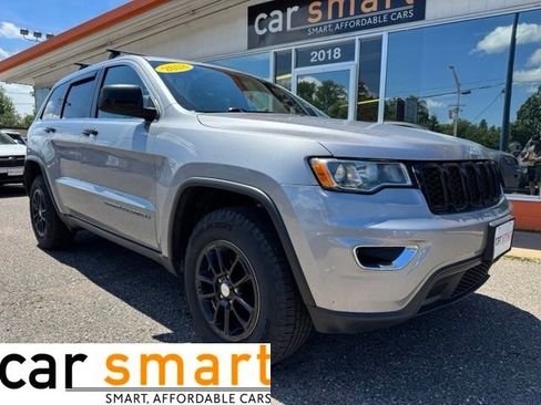 Used 2018 Jeep Grand Cherokee Laredo AWD/4WD image 1