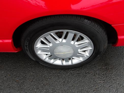 Used 2003 Ford Thunderbird image 29