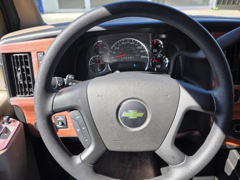 Used 2012 Chevrolet Express 2500 w/ Power Package image 15