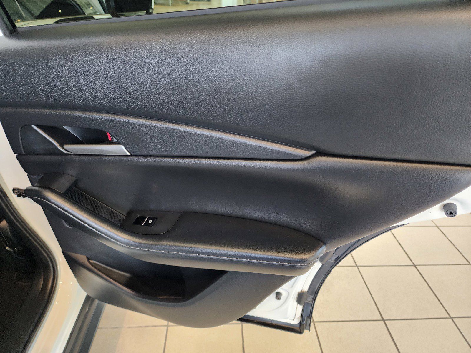 Used 2023 MAZDA CX-30 AWD 2.5 S w/ Select Package image 24
