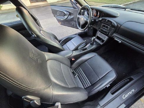 Used 2002 Porsche 911 GT3 RS image 24