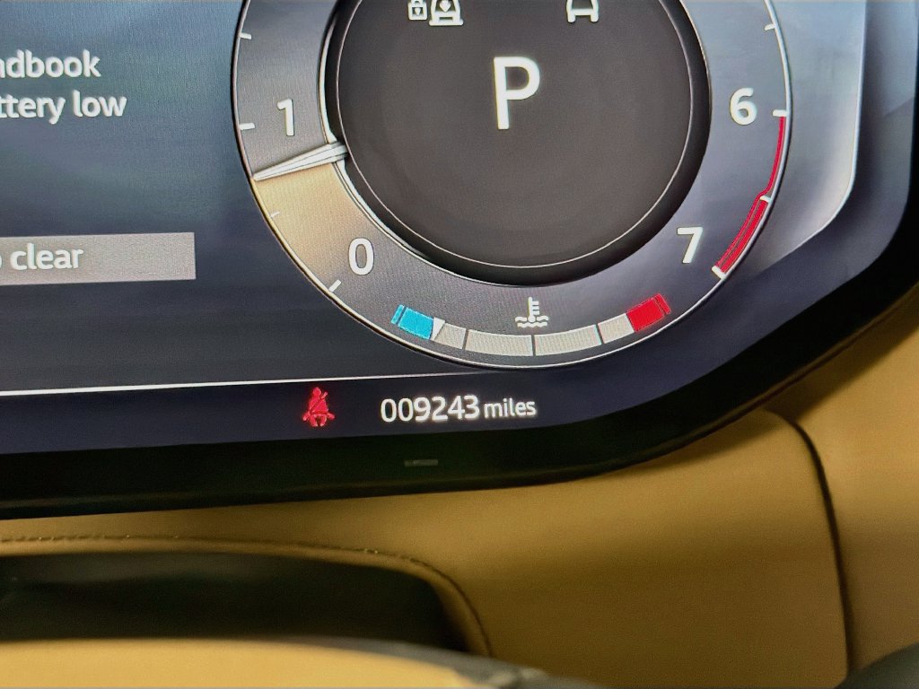 Certified 2025 Land Rover Range Rover Sport SE AWD/4WD image 12