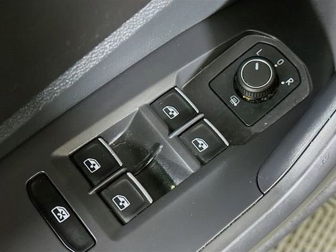 Used 2024 Volkswagen Jetta S image 19