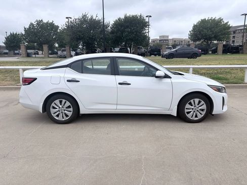 Used 2025 Nissan Sentra S FWD image 3