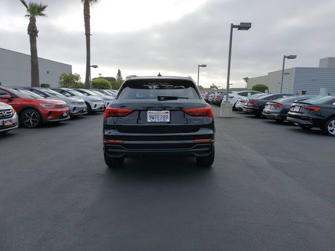 Certified 2025 Audi Q3 2.0T Premium w/ Convenience Package AWD/4WD image 6