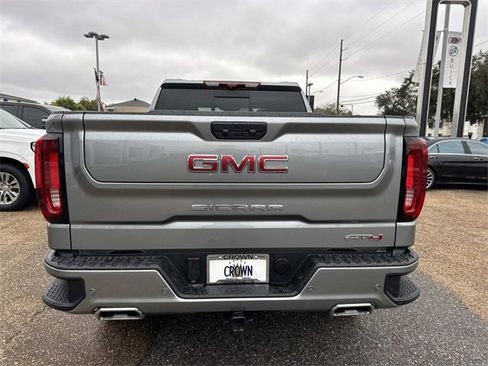 Used 2025 GMC Sierra 1500 AT4 w/ AT4 Premium Package image 8