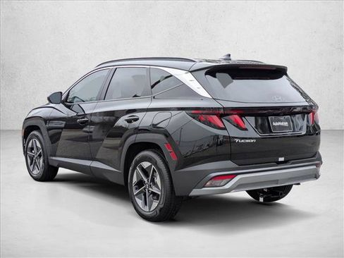 Certified 2025 Hyundai Tucson SEL FWD image 9