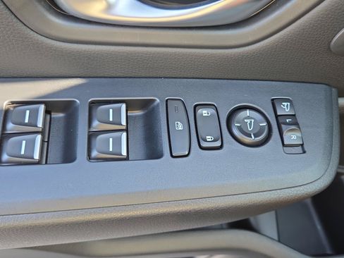 Used 2024 Honda Pilot TrailSport image 33