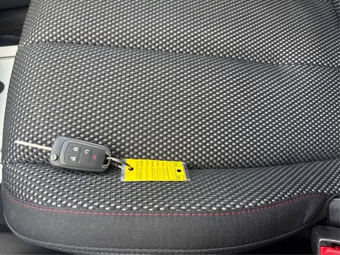 Used 2016 Chevrolet Equinox LT w/ Convenience Package FWD image 32