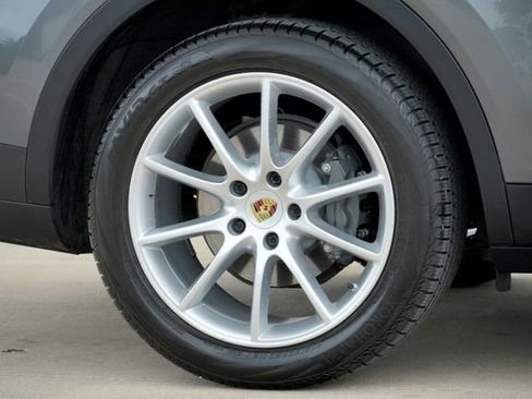 Used 2019 Porsche Cayenne S AWD/4WD image 39