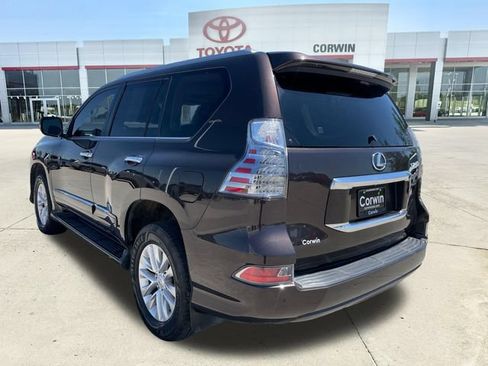 Used 2016 Lexus GX 460 w/ Premium Package AWD/4WD image 3