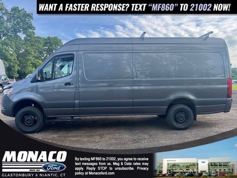 Used 2024 Mercedes-Benz Sprinter 2500 image 5