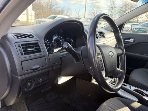 Used 2010 Ford Fusion SE image 20