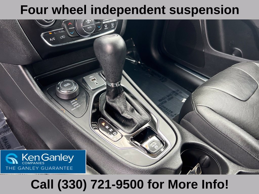 Used 2020 Jeep Cherokee Limited AWD/4WD image 32