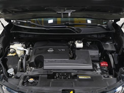 Used 2019 Nissan Murano S image 28