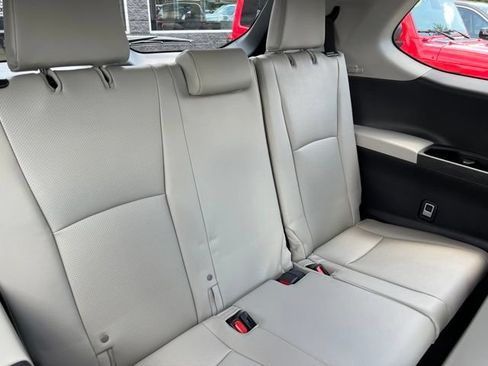 Used 2024 Toyota Grand Highlander AWD image 13