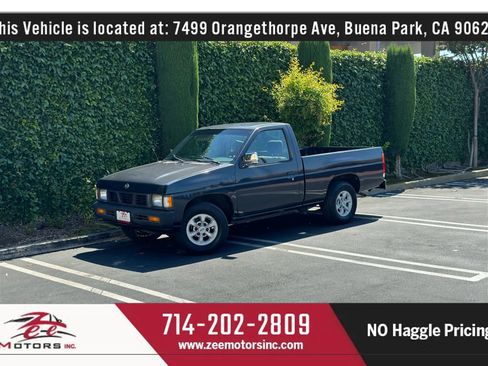 Used 1995 Nissan Pickup 2WD Regular Cab image 10