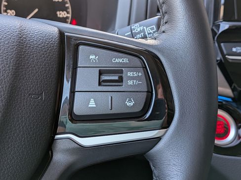 Used 2025 Honda Odyssey Touring image 14
