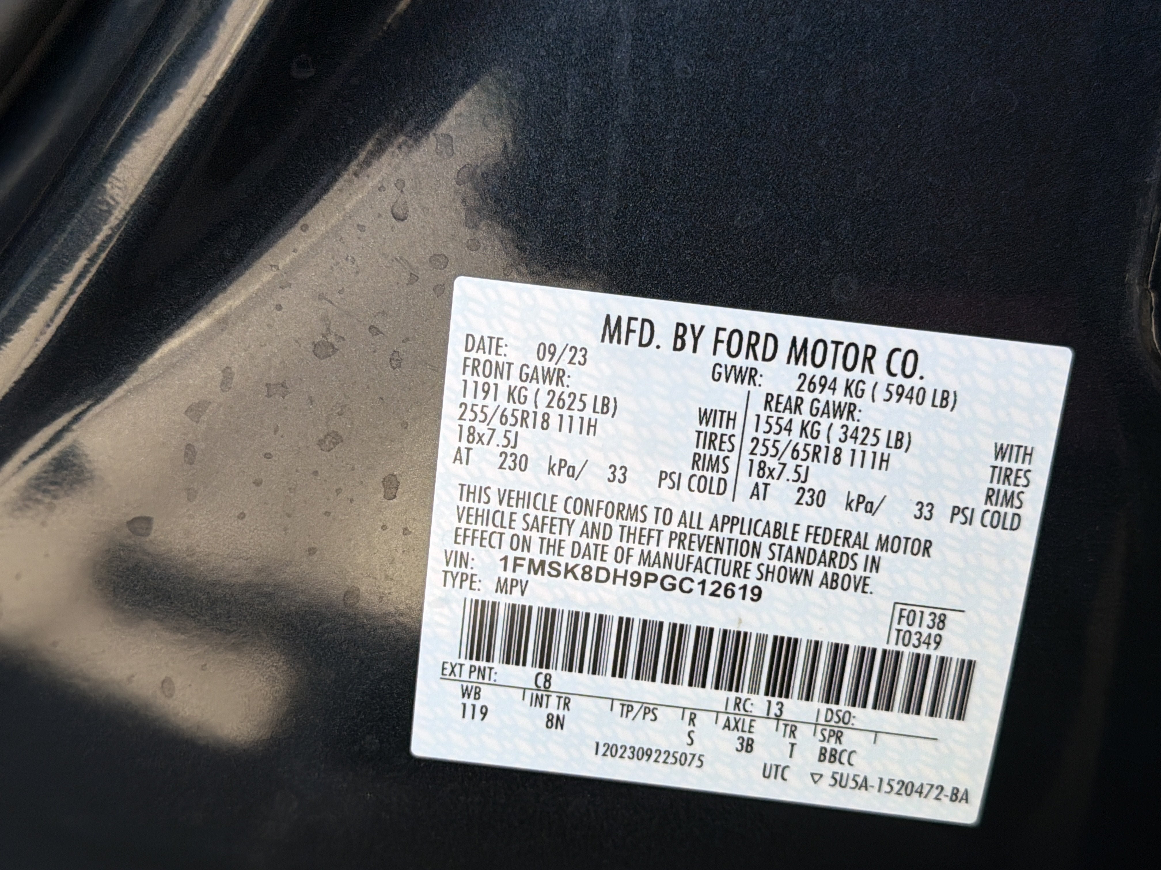 Used 2023 Ford Explorer XLT AWD/4WD image 28