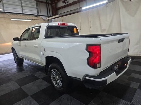 Used 2024 Chevrolet Colorado LT w/ LT Convenience Package II RWD image 4