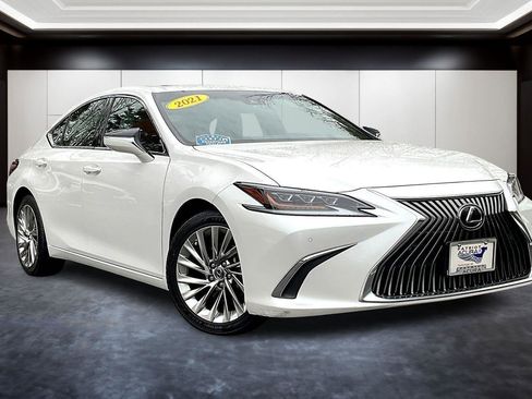 Used 2021 Lexus ES 250 w/ Luxury Package image 11