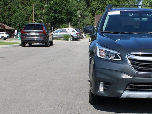 Used 2021 Subaru Outback Limited XT image 42