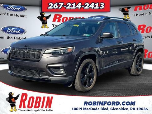 Used 2020 Jeep Cherokee Latitude Plus AWD/4WD image 3