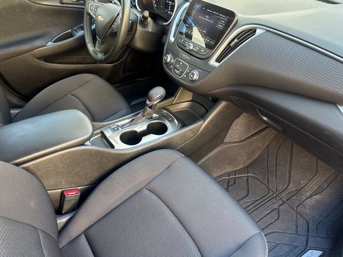 Used 2024 Chevrolet Malibu RS w/ LPO, Floor Liner Package FWD image 19