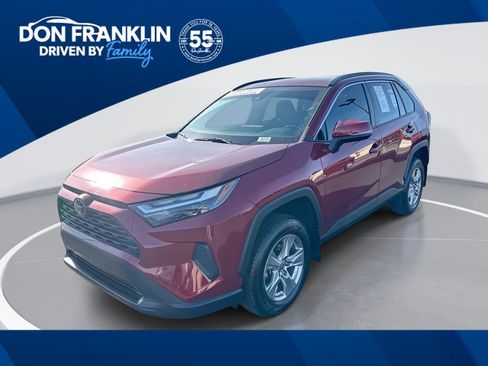 Used 2022 Toyota RAV4 XLE w/ Convenience Package image 1