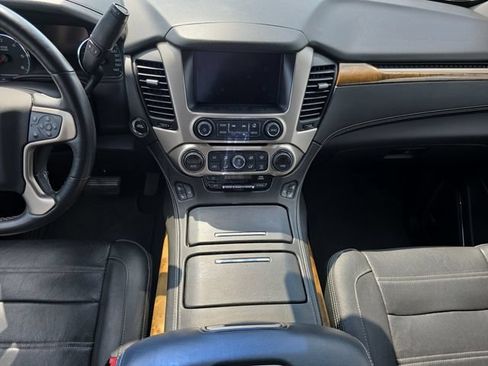 Used 2017 GMC Yukon Denali w/ Open Road Package AWD/4WD image 11