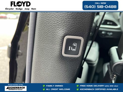 New 2027 Chrysler Pacifica Select AWD/4WD image 22