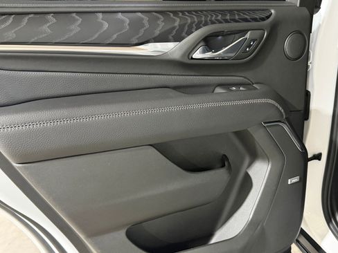 Used 2023 GMC Yukon Denali w/ LPO, Floor Liner Package AWD/4WD image 37