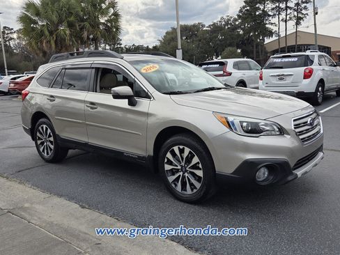 Used 2016 Subaru Outback 2.5i Limited image 3