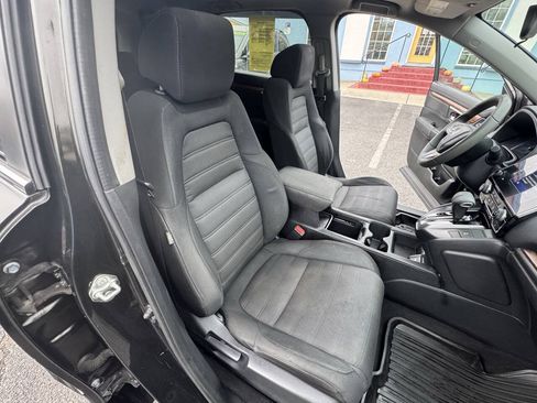 Used 2017 Honda CR-V EX image 15